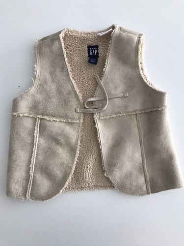 Gorgeous girls gap bodywarmer - girls,