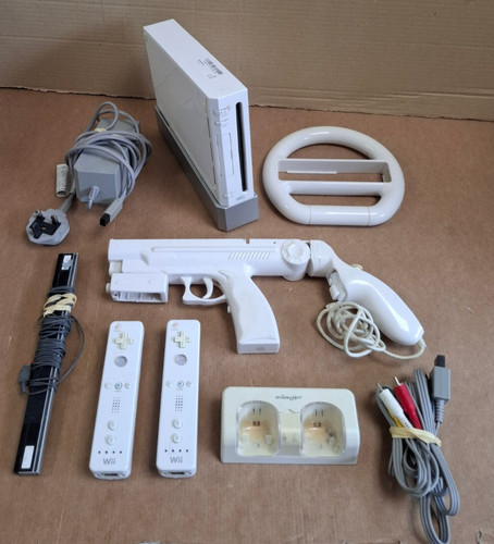 Nintendo wii 8gb white - nintendo,