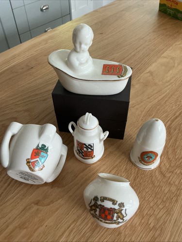 Goss crested china - h,