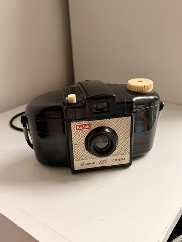 Vintage kodak brownie 127 - kodak,