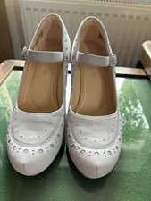 Dalilia Millie Clark’s Healed Shoes/ Grey/Blue size 4 Half. Worn Once.