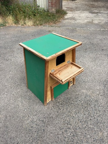 Rspb barn owl - barn, box