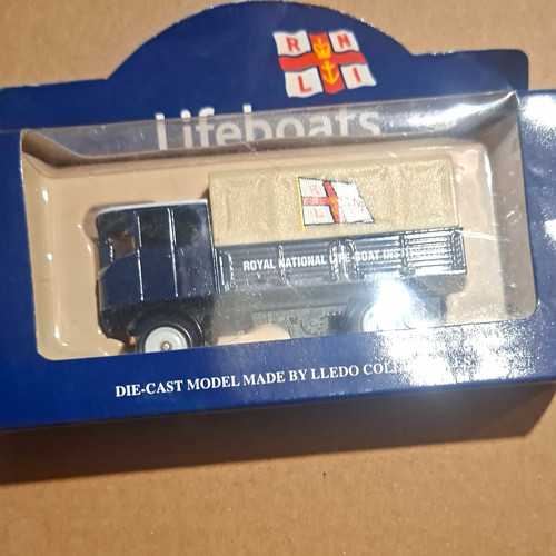 Lledo rnli lifeboats leyland - lledo,