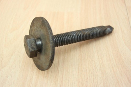 Front subframe mounting bolt - front,