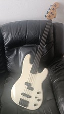 Fender fretless jazz - fender,