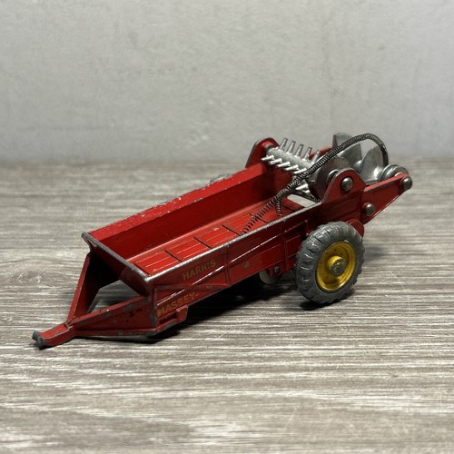 Vintage diecast massey - -,