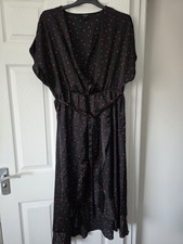 New Look Curves Size 20 Black