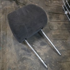 VOLKSWAGEN GOLF MK4 TDI 1997-2006 Front Head Rest Left / Right Vw1