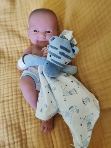 Berenguer baby with blankie - berenguer,