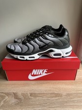NIKE AIR MAX PLUS TN KHAKI