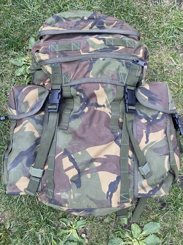 British army patrol - army, 30l