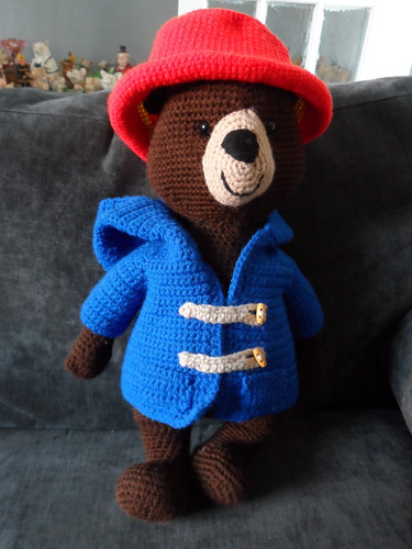 Hand crochet paddington bear - hand,
