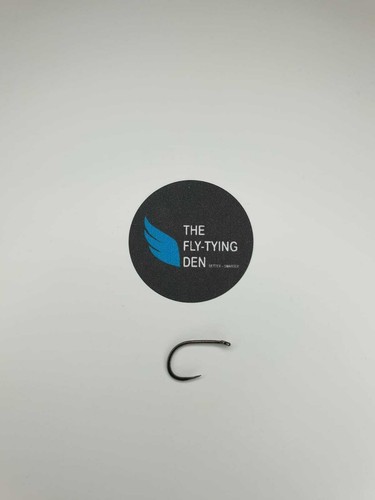 The fly tying - fly-tying, barbless