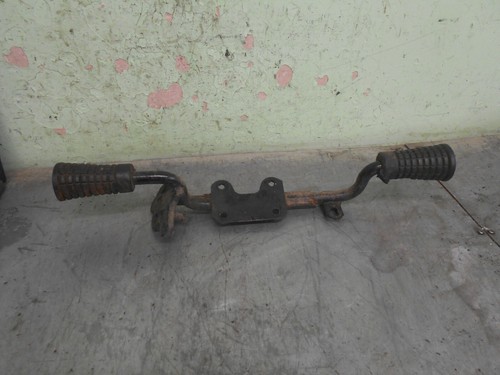 Kawasaki 125 foot peg - foot,