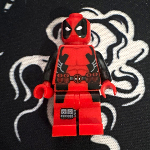 Lego deadpool minifigure - lego, red