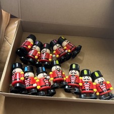 Bin  Wind Up Toy Soldier Nutcracker Racing Game Robin Reed