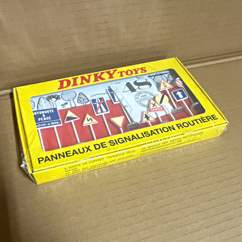 Dinky toys 593 road - dinky,