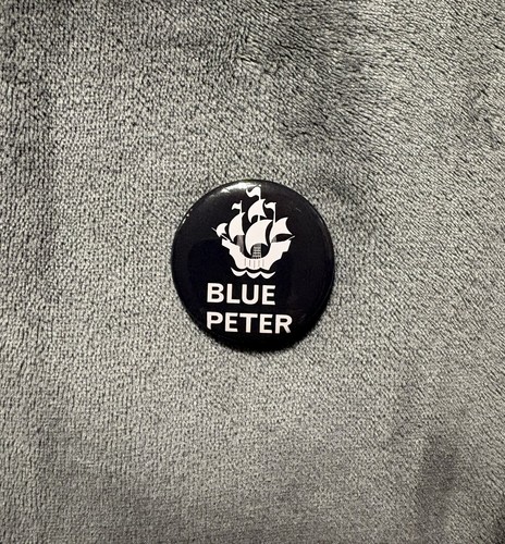 Blue peter badge bbc - peter,