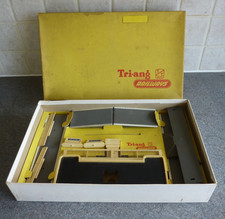 Vintage Triang TT Station Set