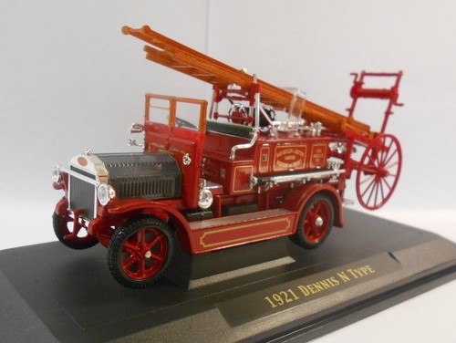 Signature scale diecast - signature, 1/43