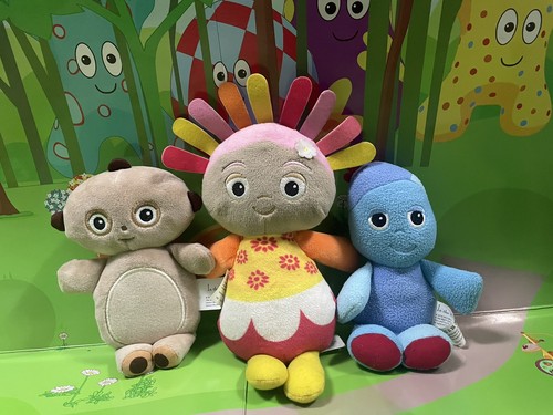 The night garden plush - garden,