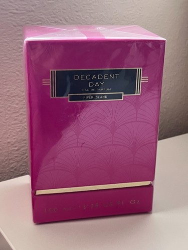 River island decadent day - island, eau