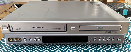 Daewoo 8100p vhs vcr dvd - vcr,