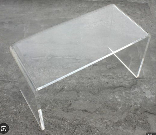 Acrylic clear display plinths - clear,
