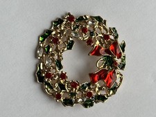 CHRISTMAS WREATH BROOCH UNISEX ADULT KID BIRTHDAY CHRISTMAS STOCKING  GIFT