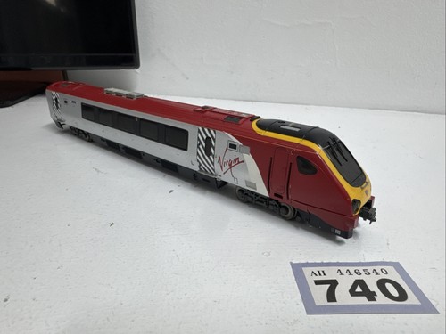 Bachmann voyager virgin dummy - virgin,