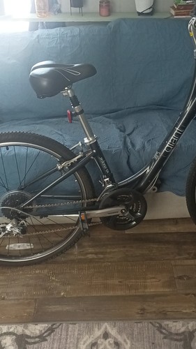 Giant sedona hybrid - dx, bike