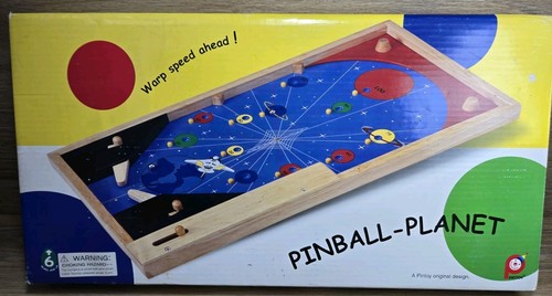Wooden tabletop planet - planet, pinball