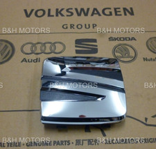 SEAT LEON Mk3 2014 - 2016 (5F) FRONT GRILLE BADGE EMBLEM CHROME 5F0853679A 2ZZ