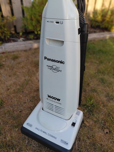 Panasonic e468 1600w white - 1600w,