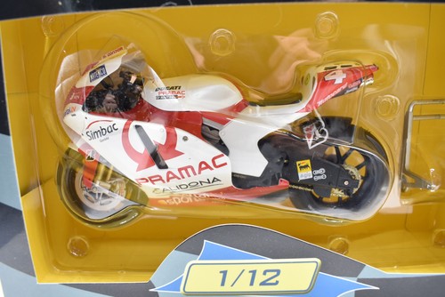 Altaya ducati desmosedici - ducati,