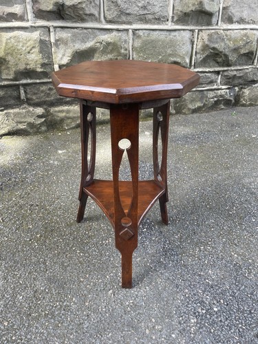 Arts crafts small table - crafts,