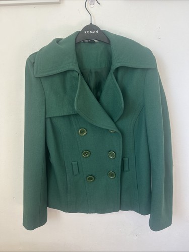 Red herring green women - red,