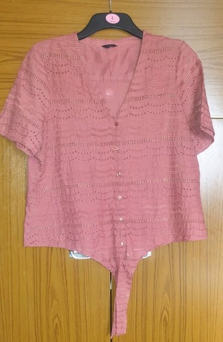 Ladies top size - 14, (b23)