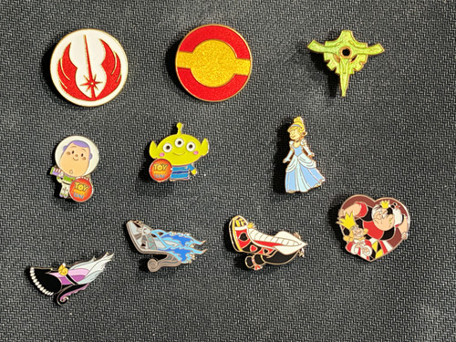 Disney trading pins - pins, 10