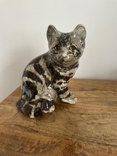 Winstanley  cat size 4