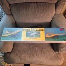 Sterling Kit Piper Tri-Pacer 44" WS RC Plane New Sealed Kit FS37  1 1/2"=1'