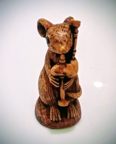 Church mouse bagpipes - church,