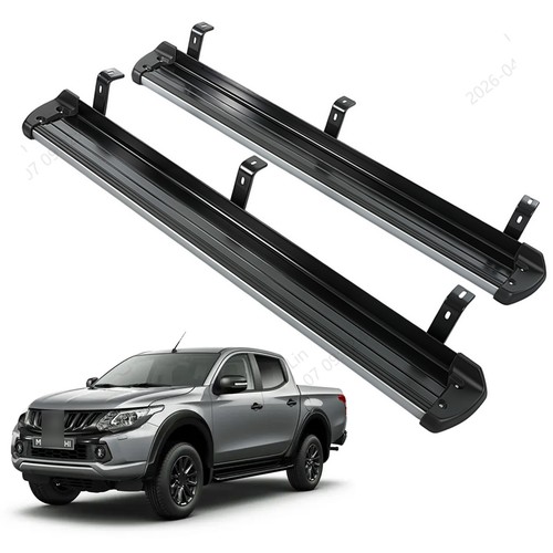 Black running board - black, side