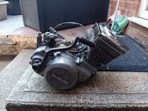 Suzuki 125 twin engine - twin,