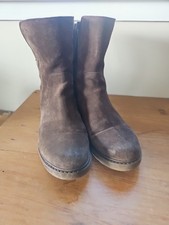 Celtic and essential suede - celtic,