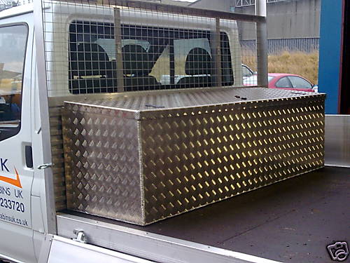 Aluminium alloy tool - box, vault