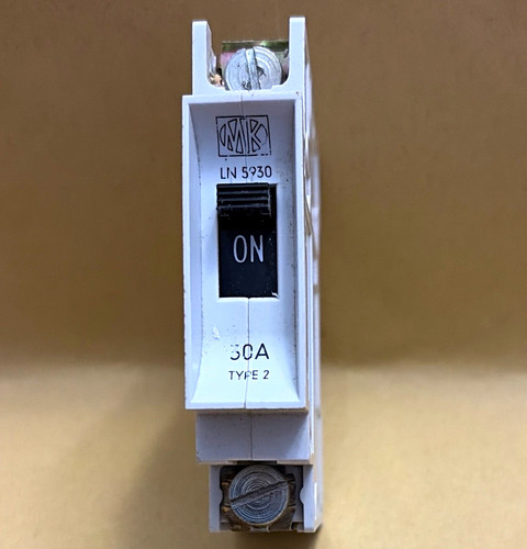 Ln5930 mcb 30a 240 - 240/415v, ac