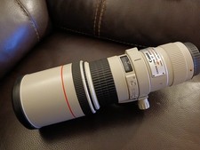 Canon EF 400mm F/5.6 L EF USM Lens with Case and Caps.  