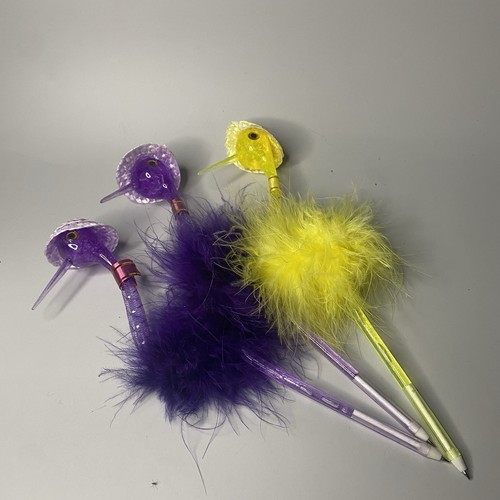Vintage fluffy feather - feather, bird