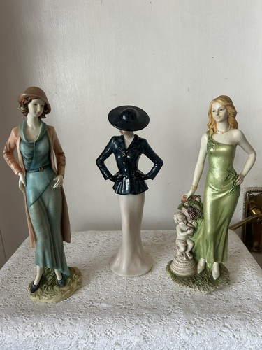 Art deco style coquette - deco,